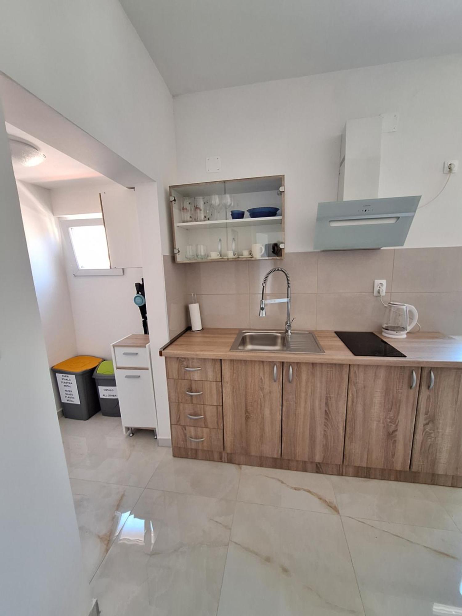 Apartman Graciela Perfect Location Gradac กราดัซ ภายนอก รูปภาพ