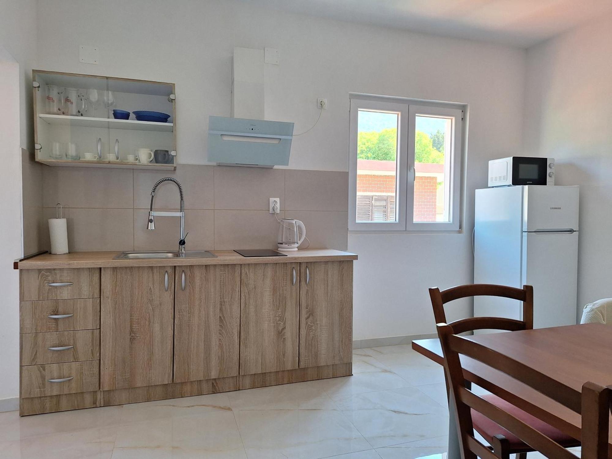 Apartman Graciela Perfect Location Gradac กราดัซ ภายนอก รูปภาพ